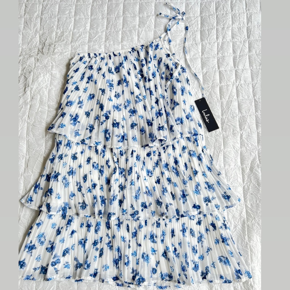 One Shoulder Lulus Floral Dress